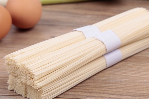 手工面的干燥，使用高溫烘干除濕機